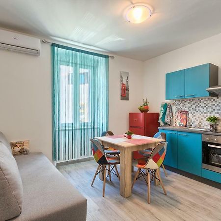 Apartment Amfiteatar Moris Pula Extérieur photo