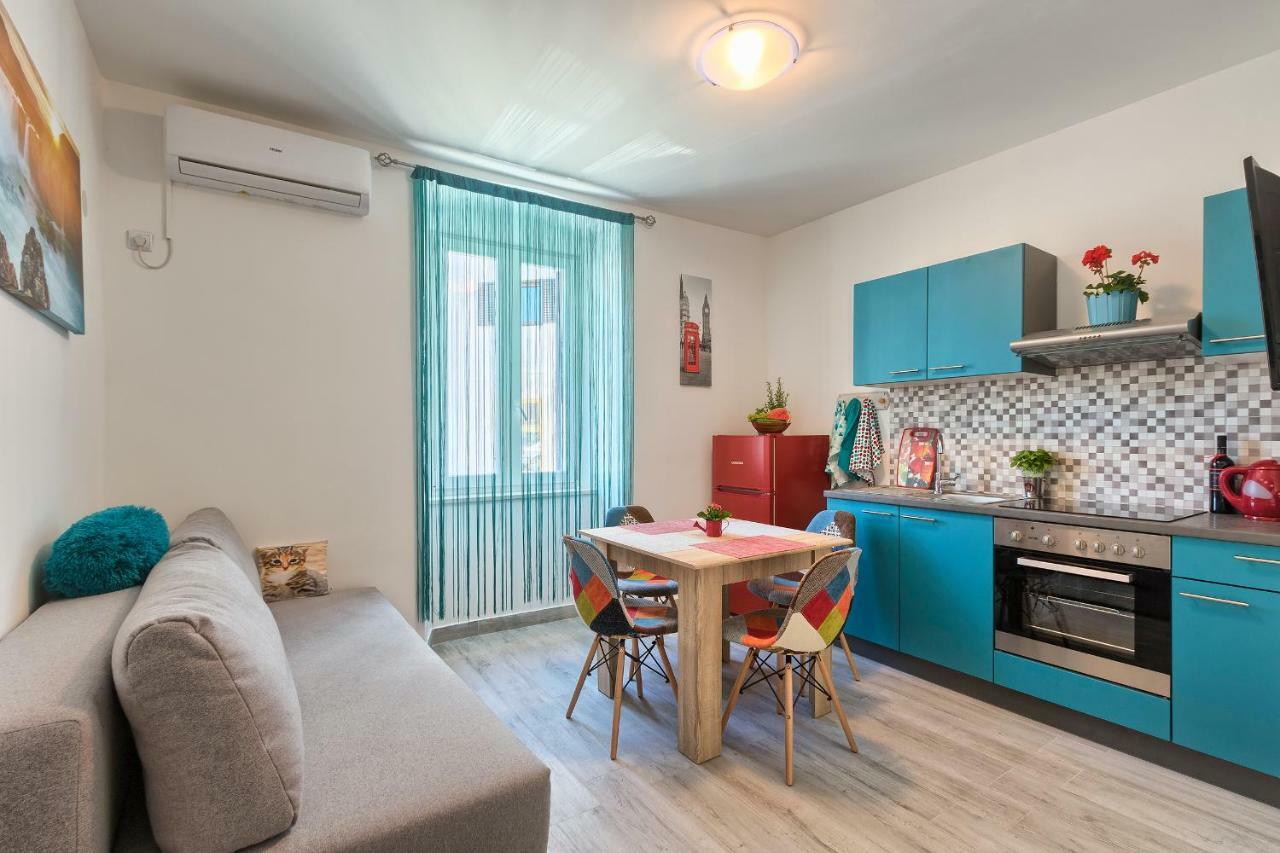 Apartment Amfiteatar Moris Pula Extérieur photo